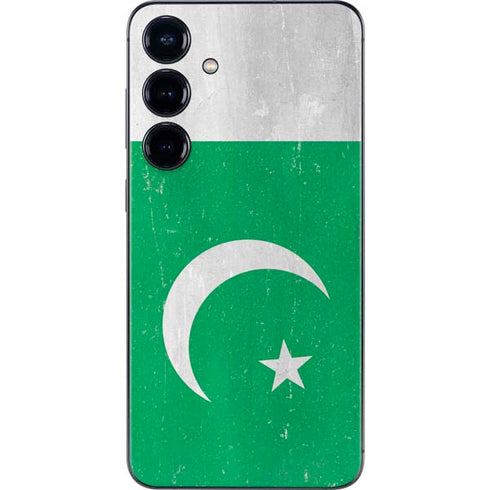 Pakistan Flag Distressed Galaxy S24 Plus Skin